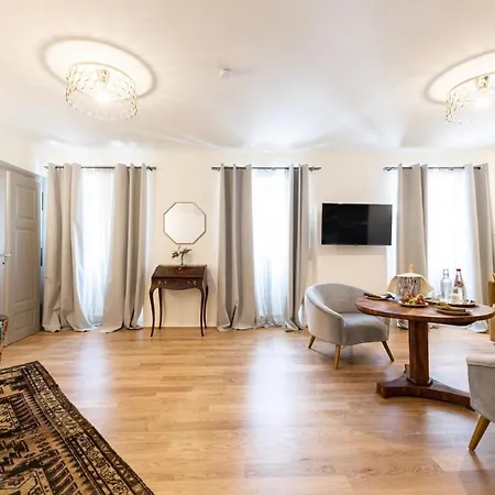 Hotel De Merin Boutique 4*