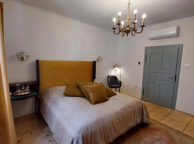 Hotel De Merin Boutique 4*